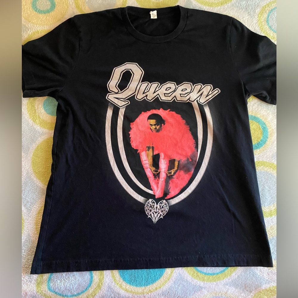 Lauryn Hill Queen Tee Size Medium